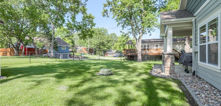 10802 NW 75 Street, Weatherby Lake, MO 64152