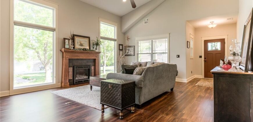 10802 NW 75 Street, Weatherby Lake, MO 64152
