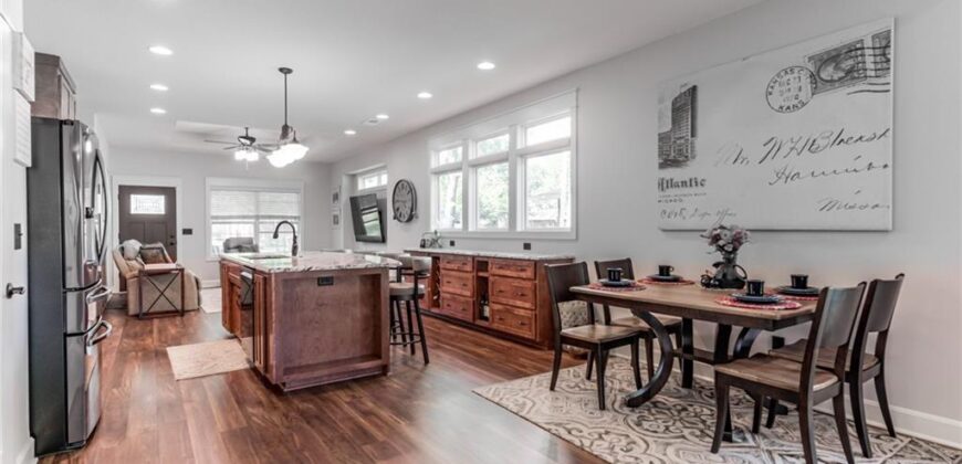 10802 NW 75 Street, Weatherby Lake, MO 64152