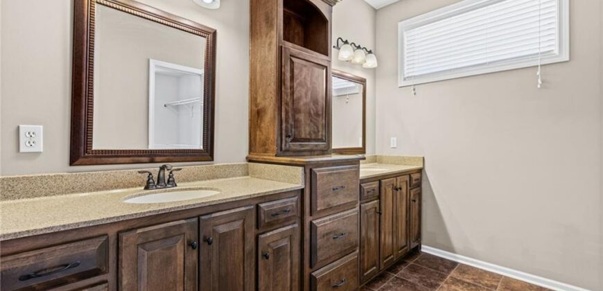 10200 NE 102nd Street, Kansas City, MO 64157