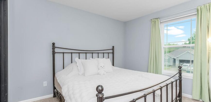 11722 N WINDSOR Avenue, Kansas City, MO 64157