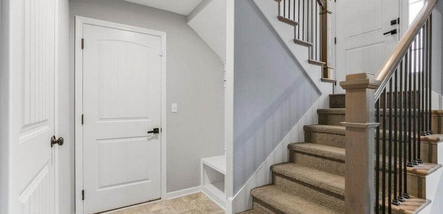 11722 N WINDSOR Avenue, Kansas City, MO 64157