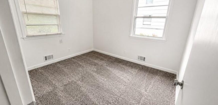 6907 NW 72nd Terrace, Kansas City, MO 64152