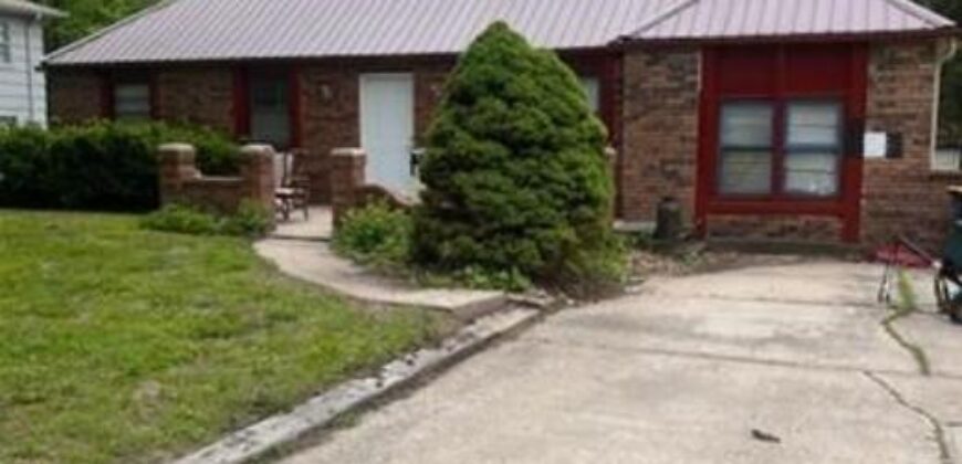 6907 NW 72nd Terrace, Kansas City, MO 64152