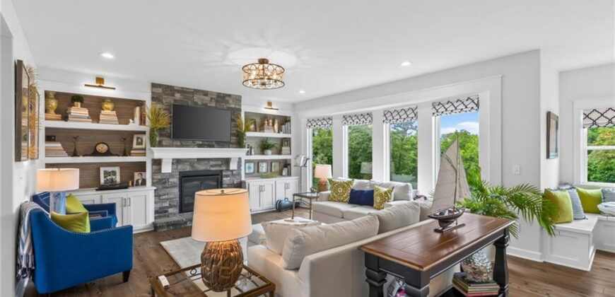 14670 Thousand Oaks Place, Parkville, MO 64152