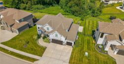 14670 Thousand Oaks Place, Parkville, MO 64152