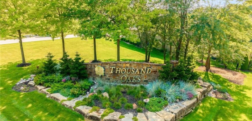 14670 Thousand Oaks Place, Parkville, MO 64152