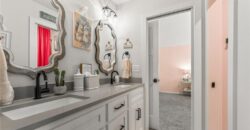 14670 Thousand Oaks Place, Parkville, MO 64152