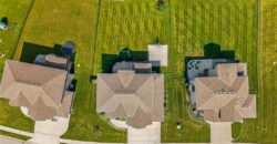 14670 Thousand Oaks Place, Parkville, MO 64152