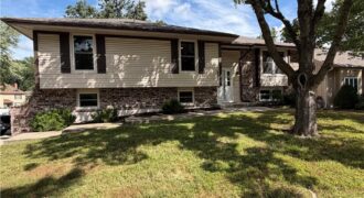 5829 N Norton Avenue, Gladstone, MO 64119