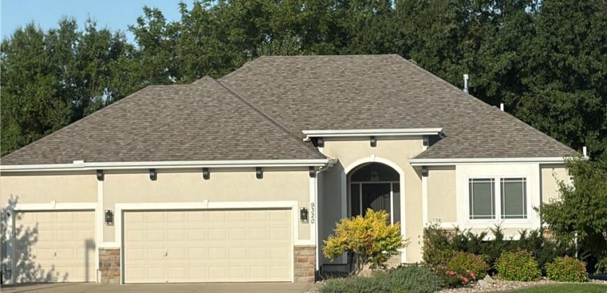 9320 N. Dawn Avenue, Kansas City, MO 64154