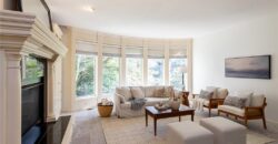10121 NW River Hills Drive, Parkville, MO 64152