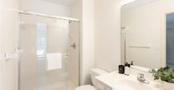 10121 NW River Hills Drive, Parkville, MO 64152