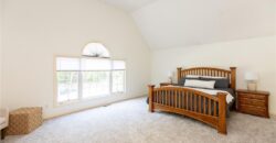10121 NW River Hills Drive, Parkville, MO 64152