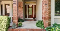 8615 NW Baker Road Circle, Kansas City, MO 64153