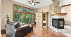 8615 NW Baker Road Circle, Kansas City, MO 64153