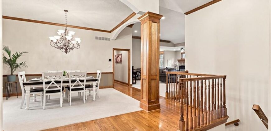 8615 NW Baker Road Circle, Kansas City, MO 64153