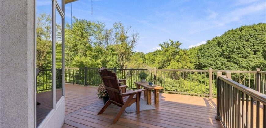 8615 NW Baker Road Circle, Kansas City, MO 64153