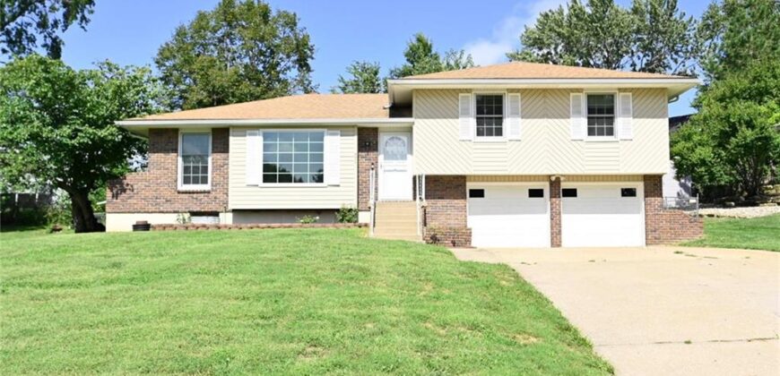 520 Thomas Drive, Platte City, MO 64079