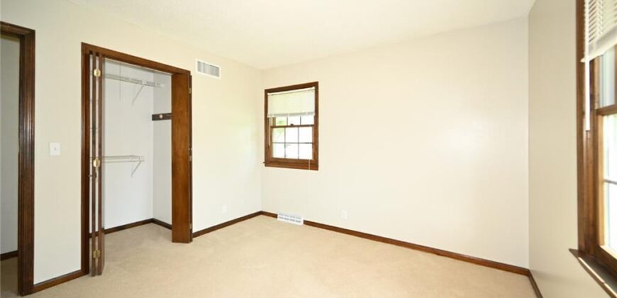 520 Thomas Drive, Platte City, MO 64079