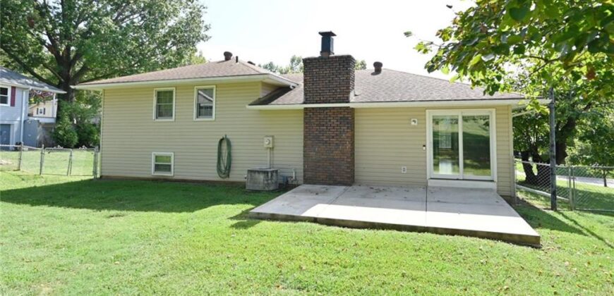 520 Thomas Drive, Platte City, MO 64079