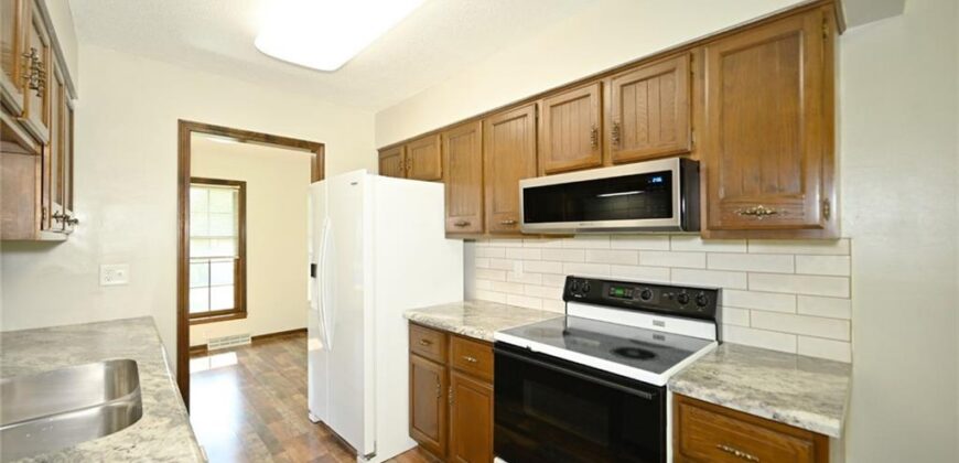 520 Thomas Drive, Platte City, MO 64079
