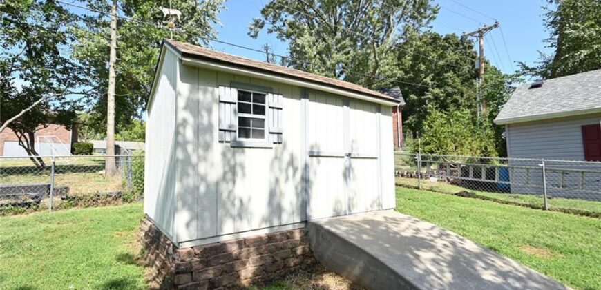 520 Thomas Drive, Platte City, MO 64079