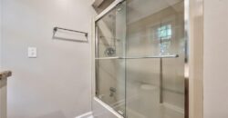 5409 NW Fox Hill Road, Parkville, MO 64152