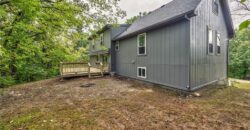 5409 NW Fox Hill Road, Parkville, MO 64152