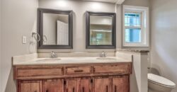 5409 NW Fox Hill Road, Parkville, MO 64152