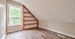 5409 NW Fox Hill Road, Parkville, MO 64152