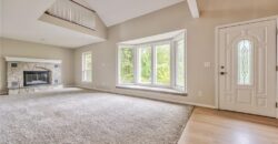 5409 NW Fox Hill Road, Parkville, MO 64152