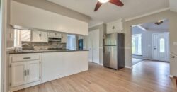 5409 NW Fox Hill Road, Parkville, MO 64152