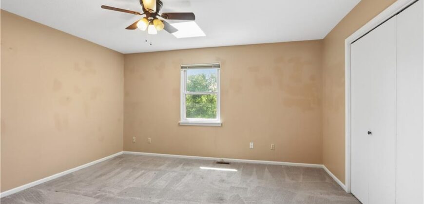 9926 N CHERRY Drive, Kansas City, MO 64155