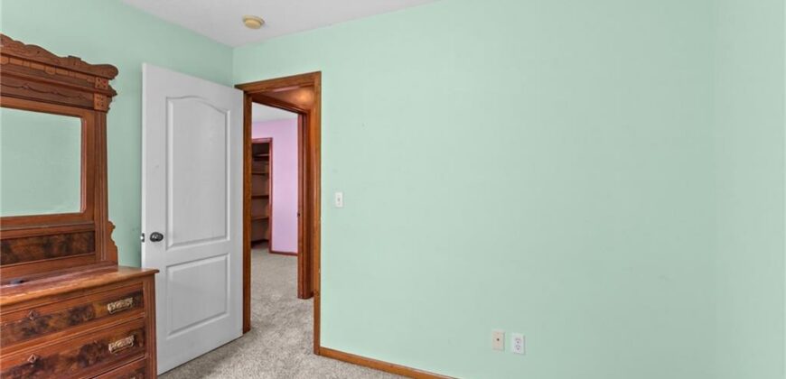 7640 N Everton Avenue, Kansas City, MO 64152