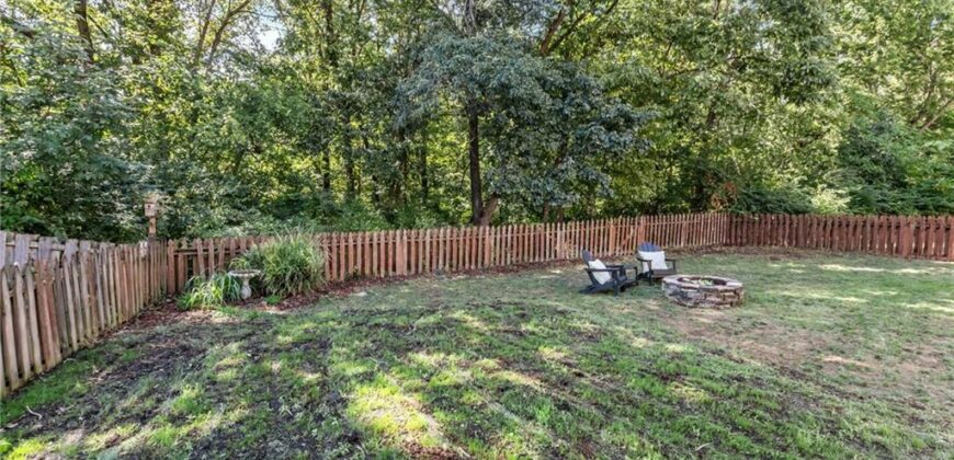 7640 N Everton Avenue, Kansas City, MO 64152