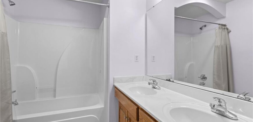 7640 N Everton Avenue, Kansas City, MO 64152