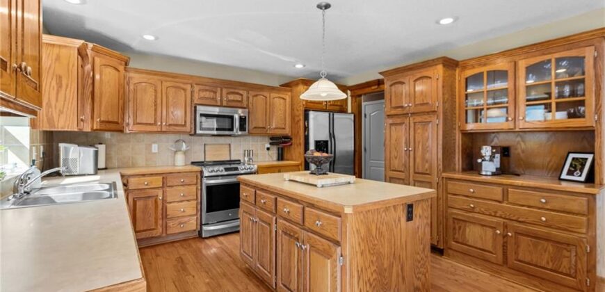 7640 N Everton Avenue, Kansas City, MO 64152