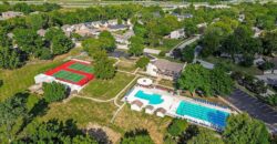 4727 N Cliff Hill Circle, Kansas City, MO 64151