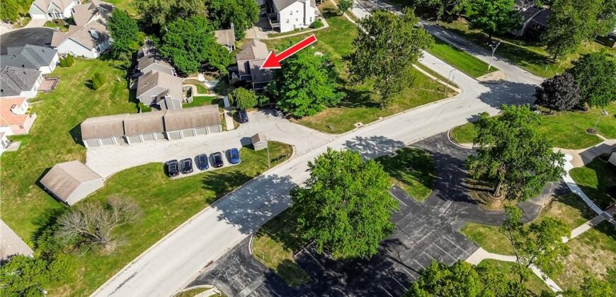 4727 N Cliff Hill Circle, Kansas City, MO 64151