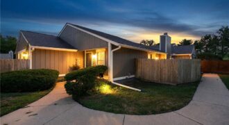 4727 N Cliff Hill Circle, Kansas City, MO 64151