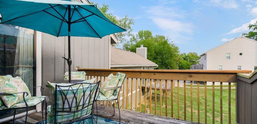 4727 N Cliff Hill Circle, Kansas City, MO 64151
