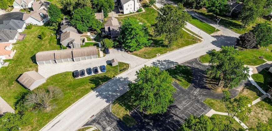 4727 N Cliff Hill Circle, Kansas City, MO 64151
