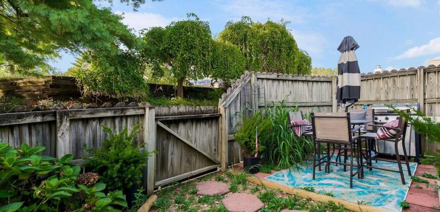 4727 N Cliff Hill Circle, Kansas City, MO 64151