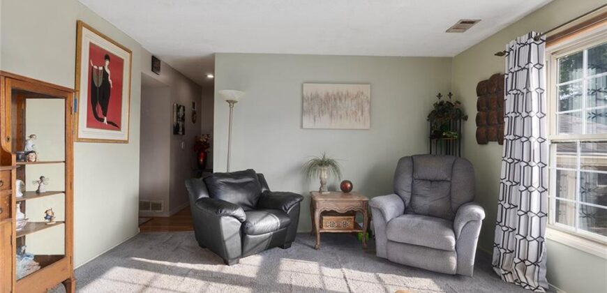1476 NW 64th Terrace, Kansas City, MO 64118