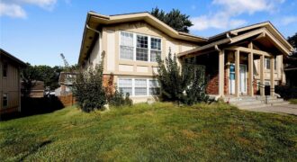 1476 NW 64th Terrace, Kansas City, MO 64118