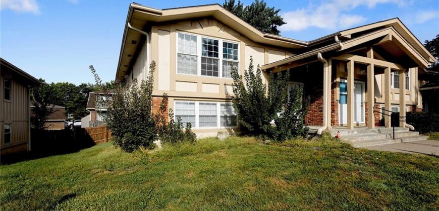 1476 NW 64th Terrace, Kansas City, MO 64118