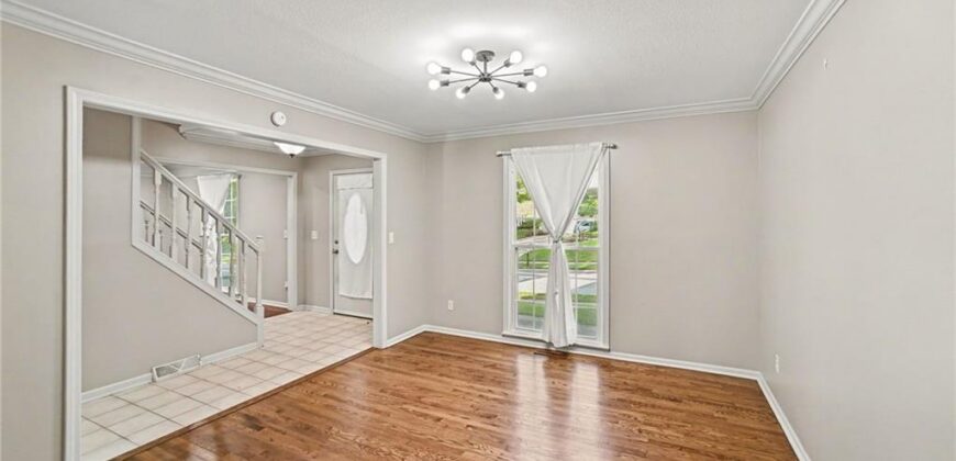 1005 Blueberry Lane, Liberty, MO 64068
