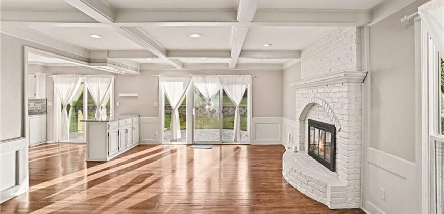 1005 Blueberry Lane, Liberty, MO 64068