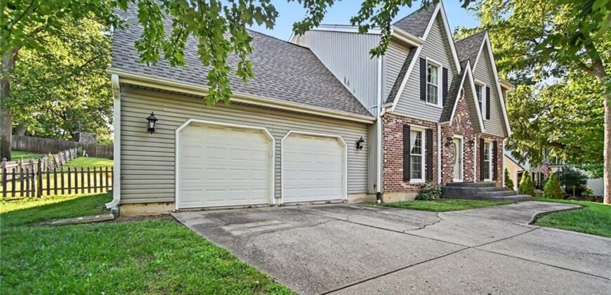 1005 Blueberry Lane, Liberty, MO 64068